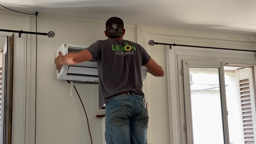 Pose d'une climatisation